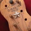 ‘Darnley Dixaline’ banjo brightened weary Australian soldiers