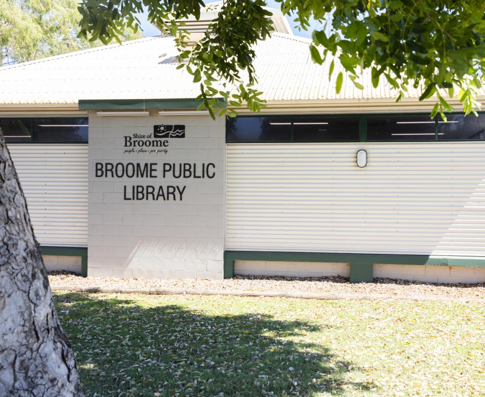 Photo of a building with the sign saying Broome Public Library