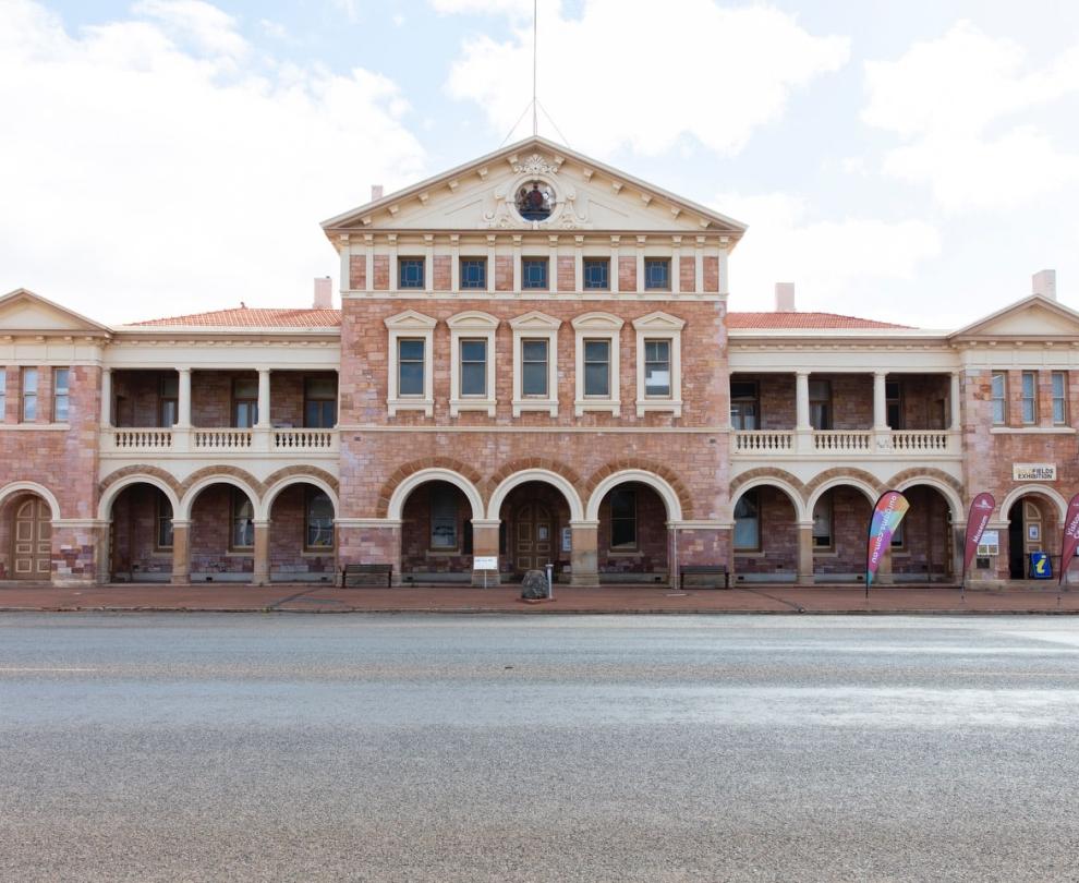 Coolgardie Visitors Centre &amp; Goldfields Exhibition Museum Overview