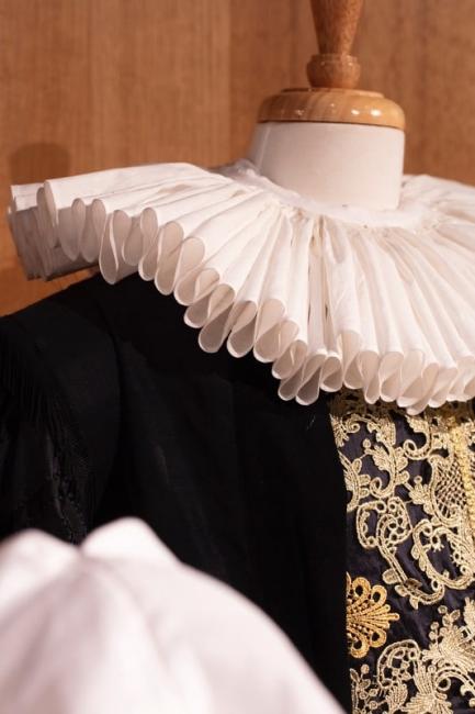 Fashionistas’ finery