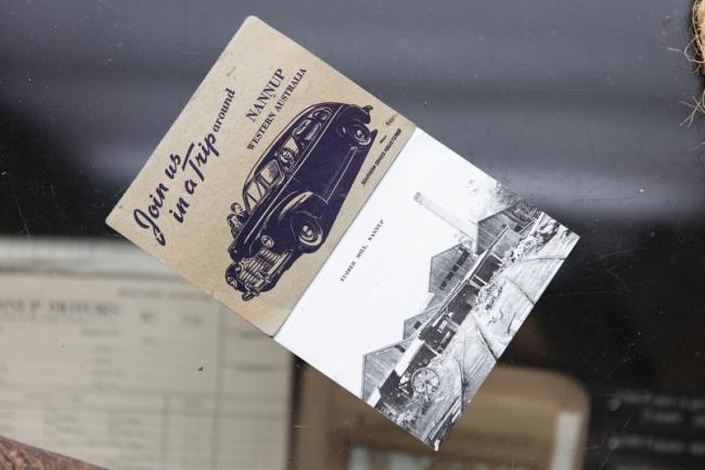 Souvenir Postcard Set