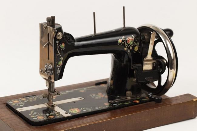 Travelling seamstress