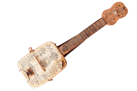 ‘Darnley Dixaline’ banjo brightened weary Australian soldiers