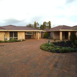 API Busselton Seaside Escape