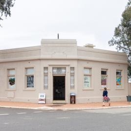 Bank Gallery Overview